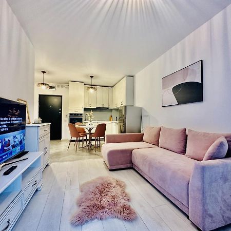 Palfi Apartment With Garden & Parking คลูจ-นาโปกา ภายนอก รูปภาพ