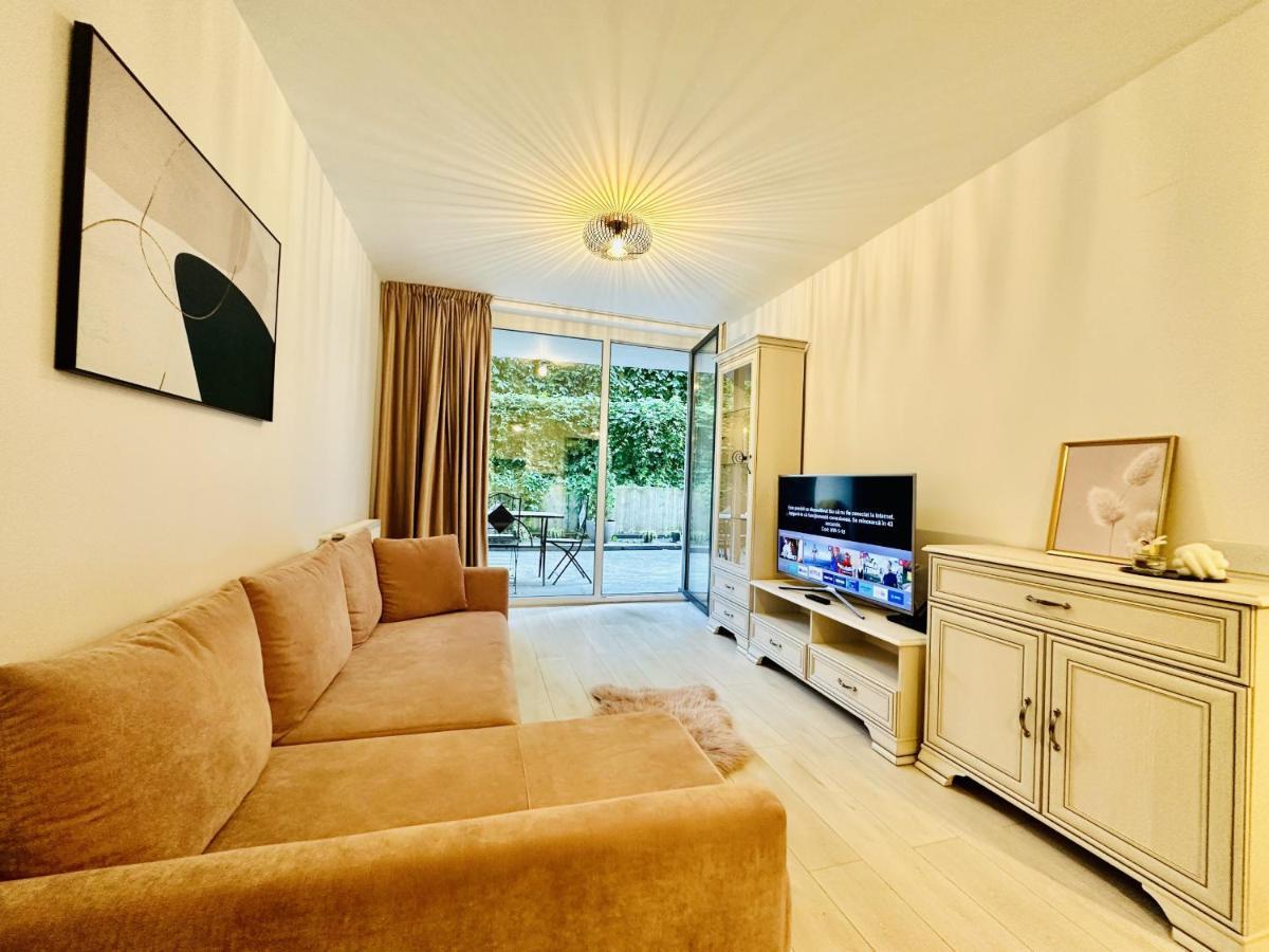 Palfi Apartment With Garden & Parking คลูจ-นาโปกา ภายนอก รูปภาพ